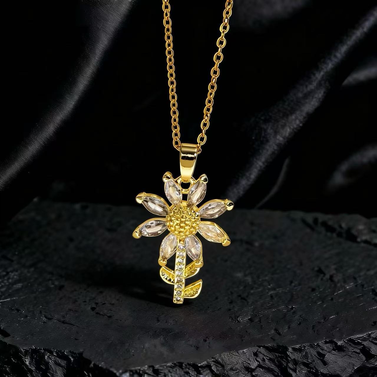 Wholesale Gold Plated Copper Zircon Sunflower Necklace Layering Jewelry For Women Trendy Party Fashion Accessory Everyday Wear Boutique Resale
