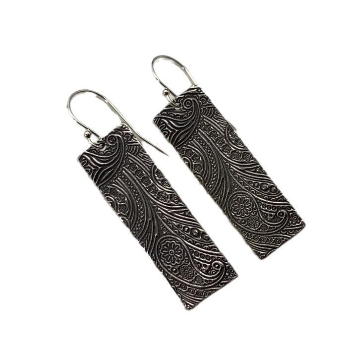 Wholesale Bohemian retro geometric carved flower alloy earrings