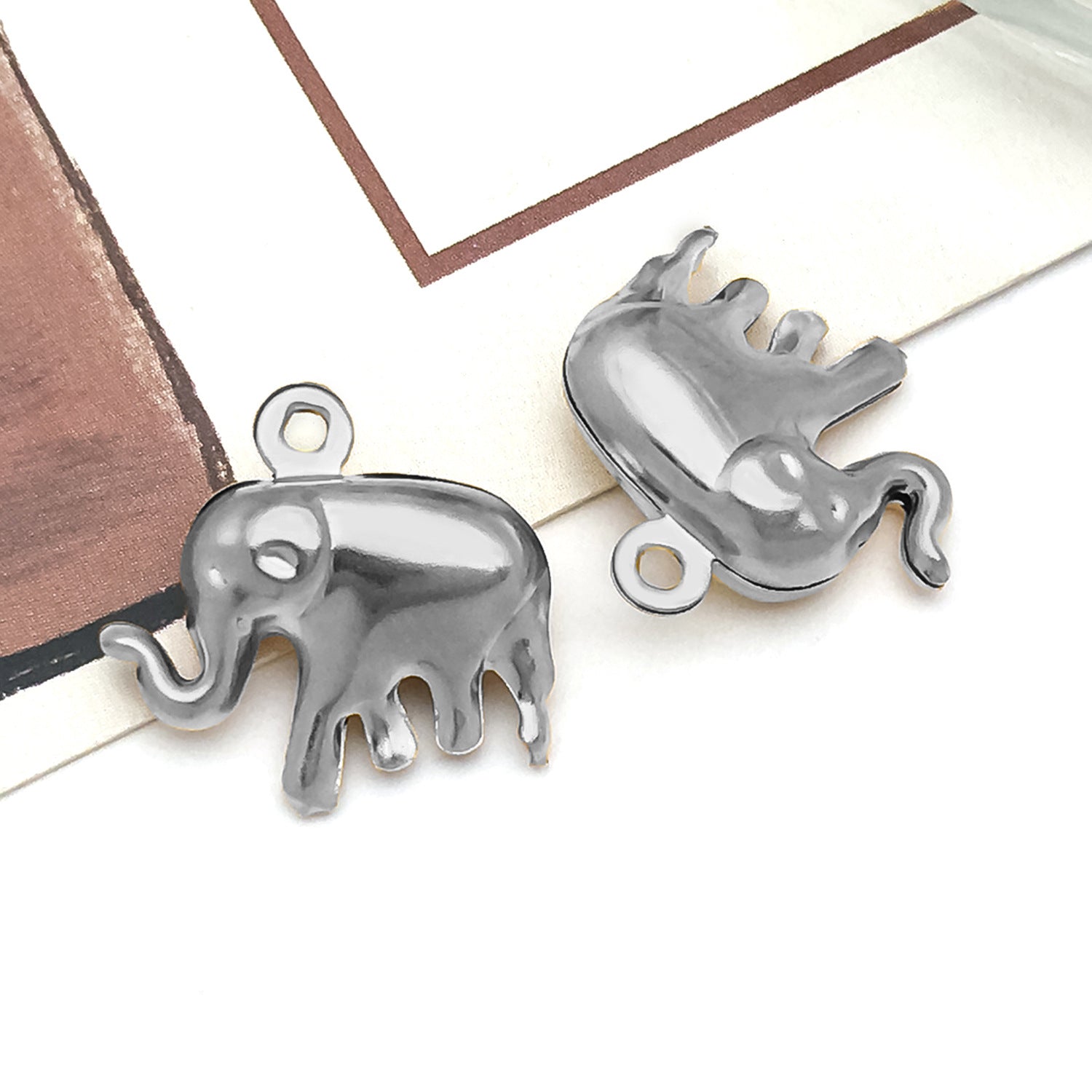 Wholesale Stainless steel vacuum plated hollow angel heart fruit  Charms