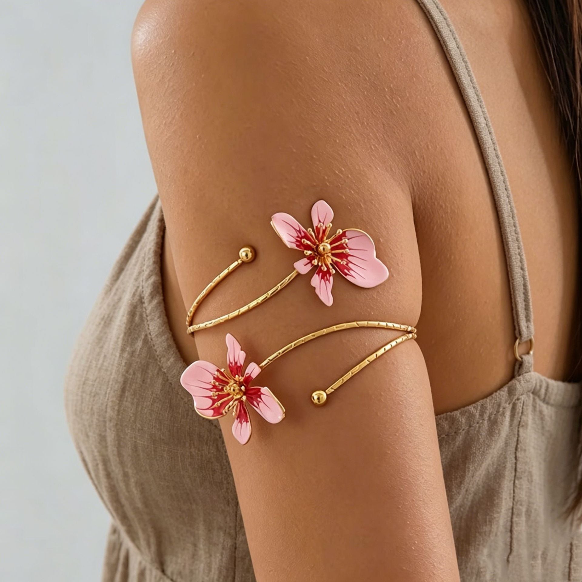 Wholesale Ins Style Flower Open Bracelet Armband Alloy Electroplated Fashion Accessory for Women