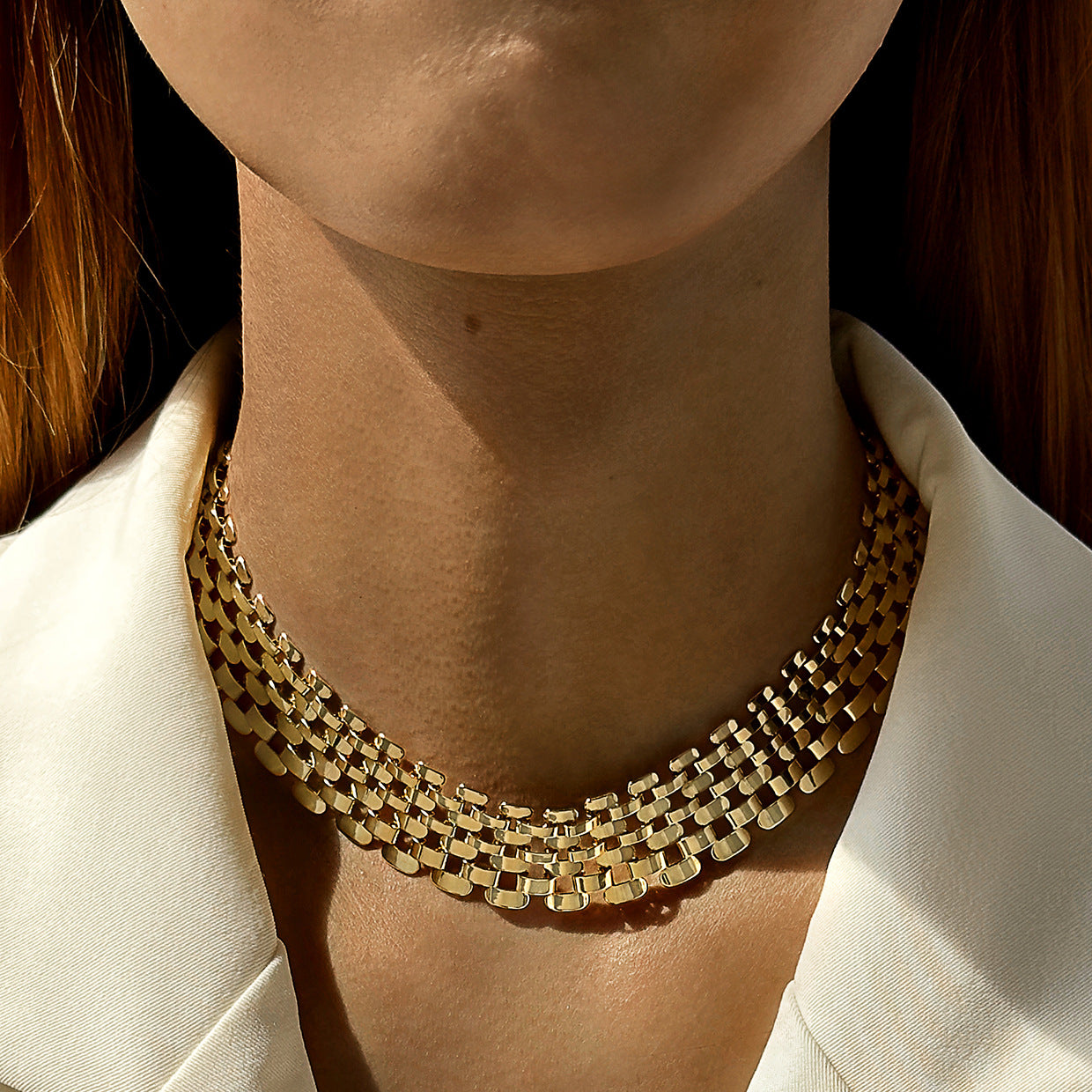 Wholesale Exaggerated Metal Hollow Mesh Alloy Clavicle Necklaces ACC-NE-YongGe018