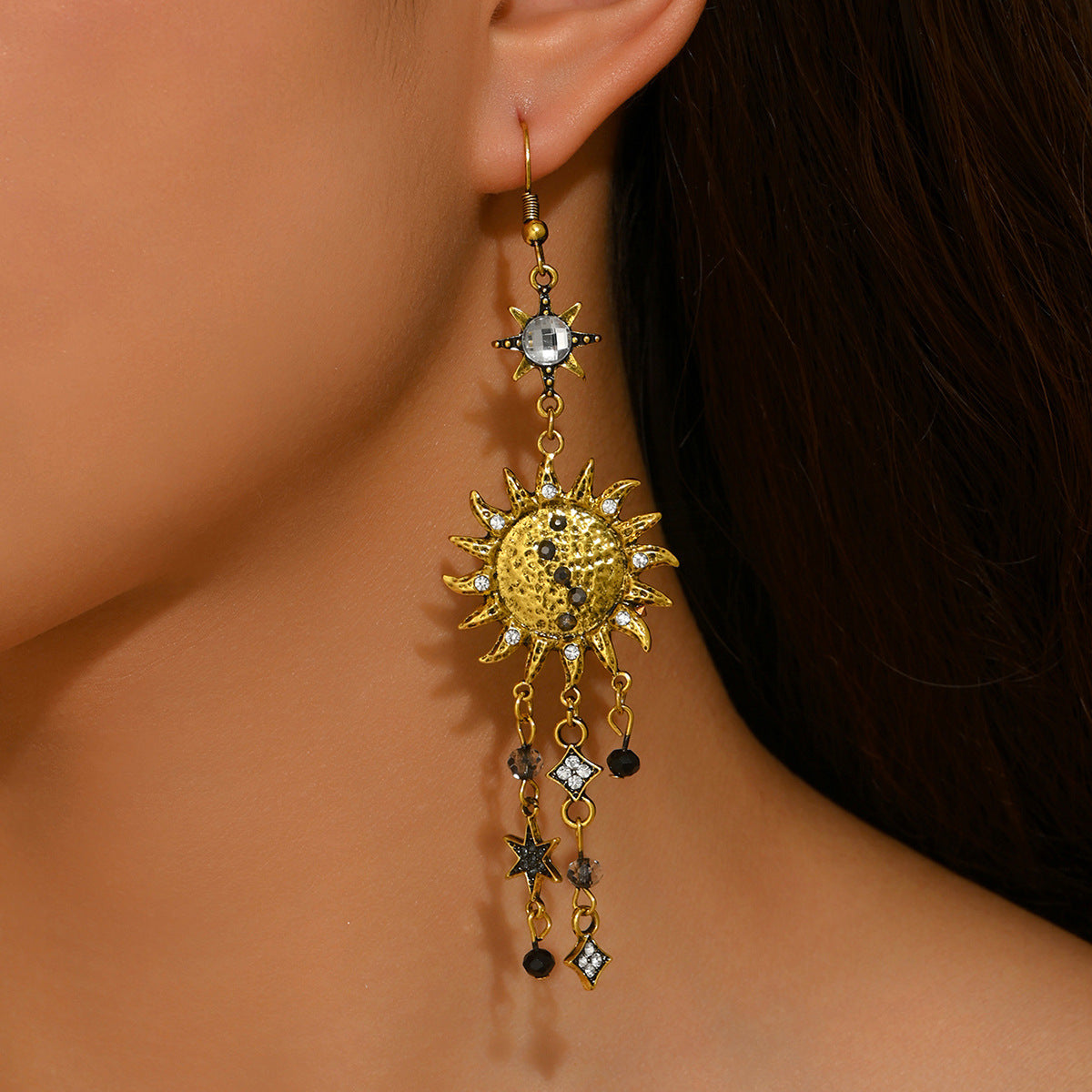 Wholesale Zinc Alloy Geometric Sun Moon Tassel Dangle Earrings Fashion Accessory for Women