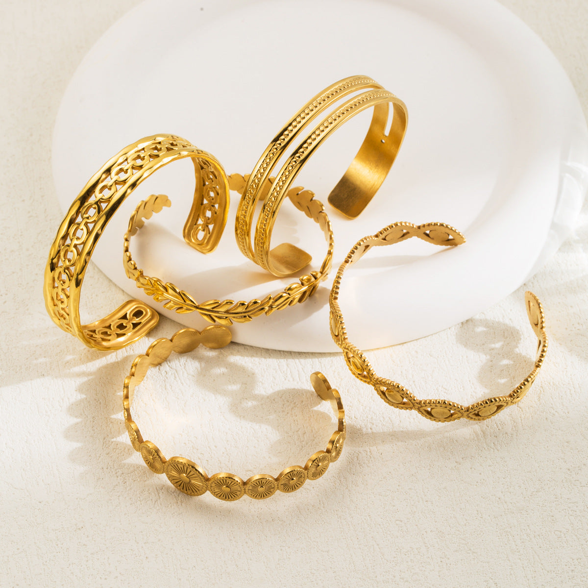 Wholesale Retro Simple Open Stainless Steel Bracelet ACC-BT-BP001