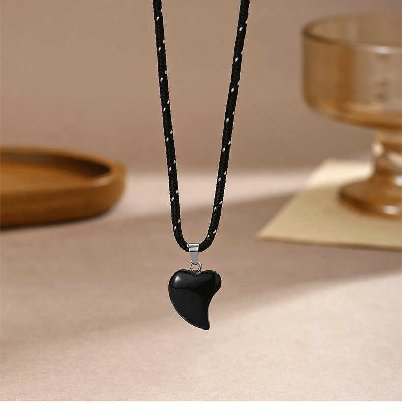 Wholesale Stylish Bohemian Agate Heart Pendant Necklace Adjustable Retro Jewelry Gift