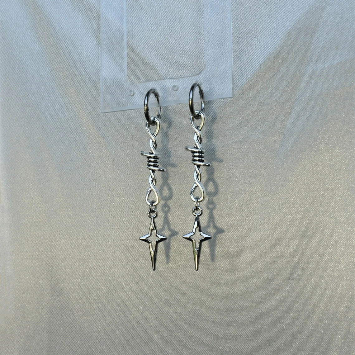 Wholesale Electroplated Zinc Alloy d Star Drop Earrings Gothic Punk Hanging Ear Clips - Boutique Resale &  Gift Fashion Accessory