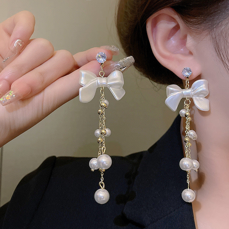 Wholesale  Retro Long Bow Pearl Tassel Earrings