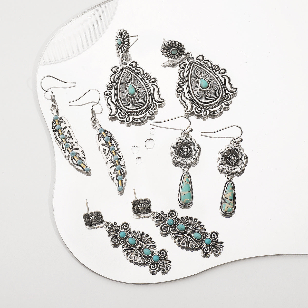 Wholesale vintage Artistic Carved Ancient Silver Earrings Bohemian Ethnic Style with Turquoise Earrings