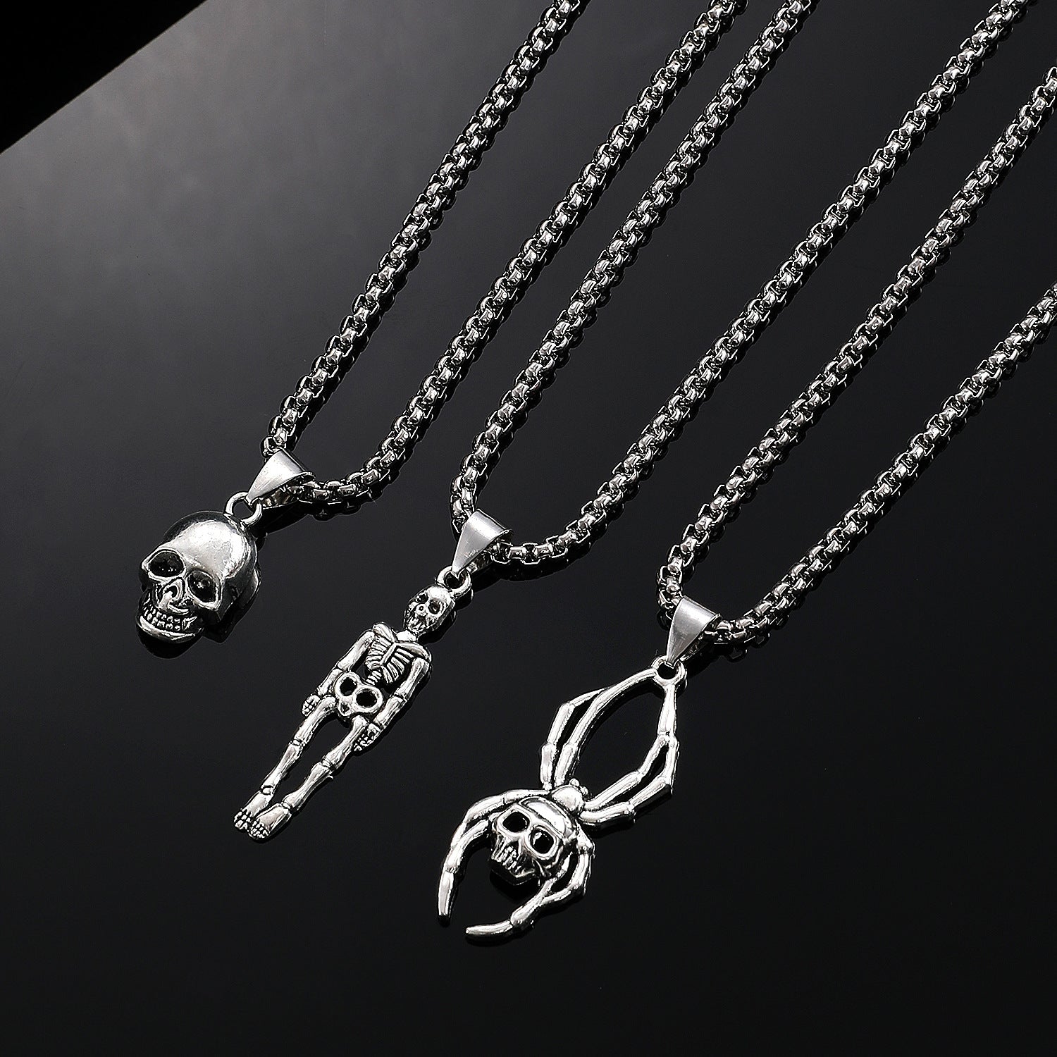 Wholesale  Punk Skull  Web Pendant Necklace,  Zinc Alloy,  Fashion Jewelry Accessory,  Boutique Resale Gift
