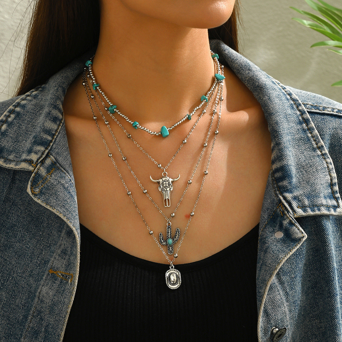 Wholesale 2PCS Western-style turquoise set with cactus and bull' s head necklace