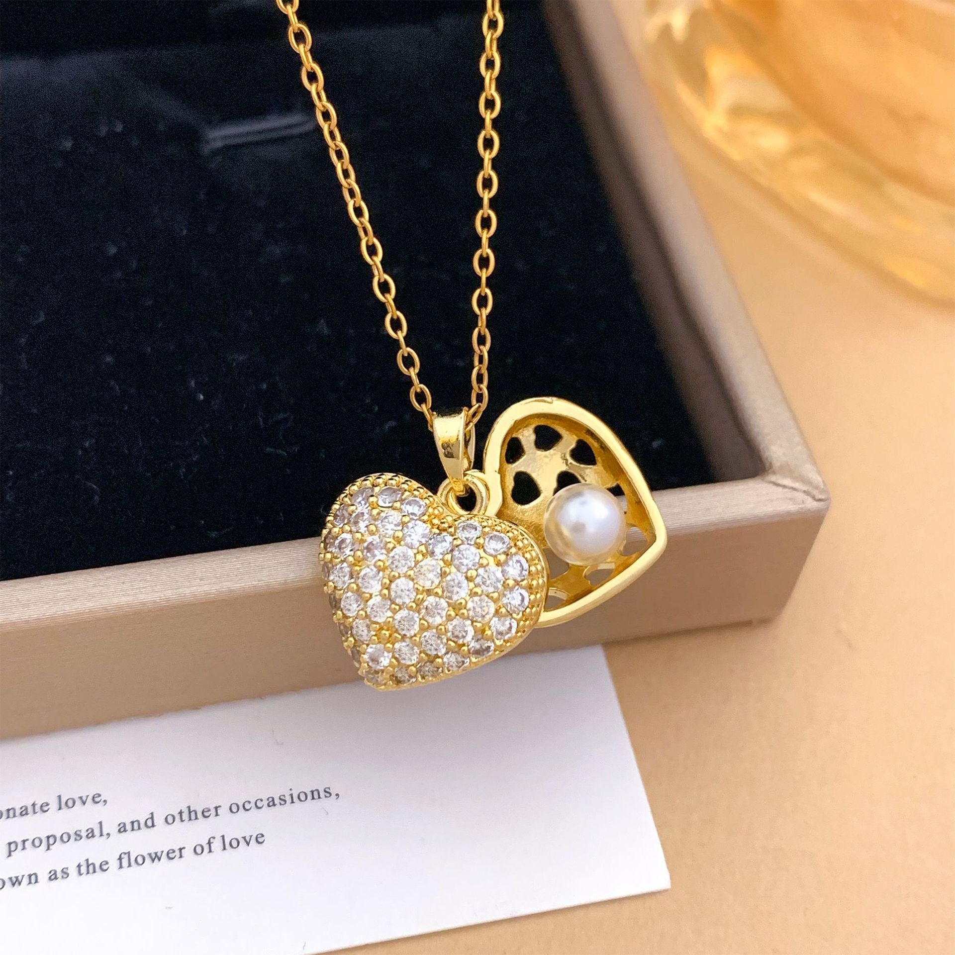 Wholesale Fashion Real Gold Plated Shell Pearl Pendant Necklace,  Titanium Steel Choker Jewelry Accessory