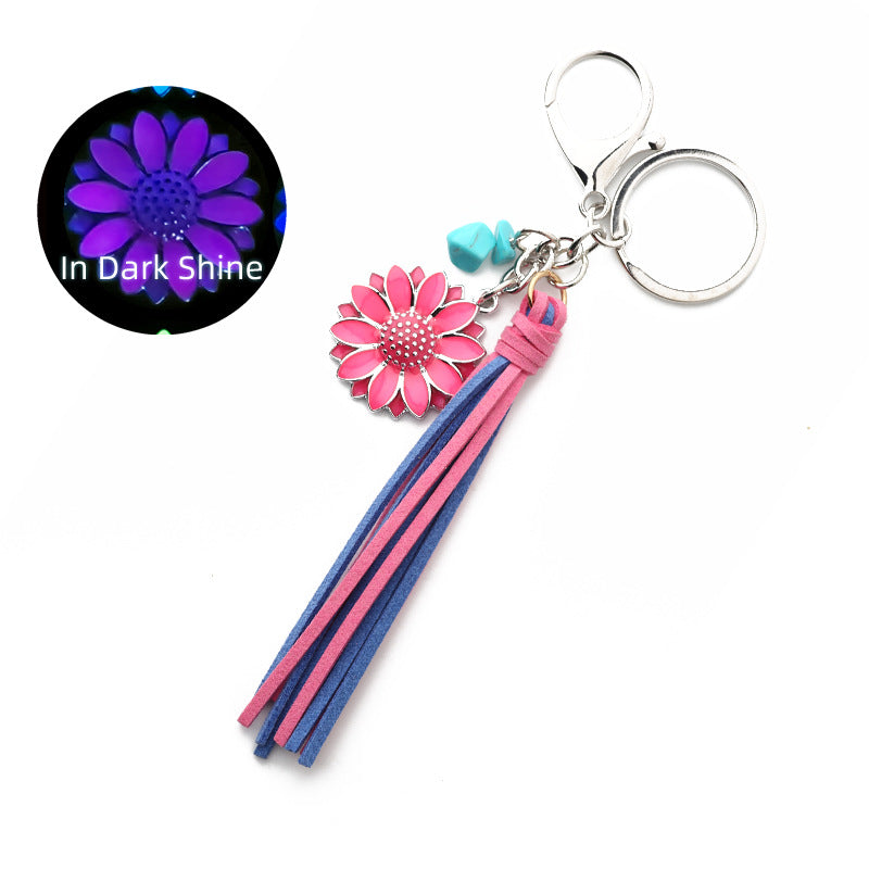 Wholesale Retro Western Style  Luminous Niutou Turquoise Fluorescent Metal Keychain