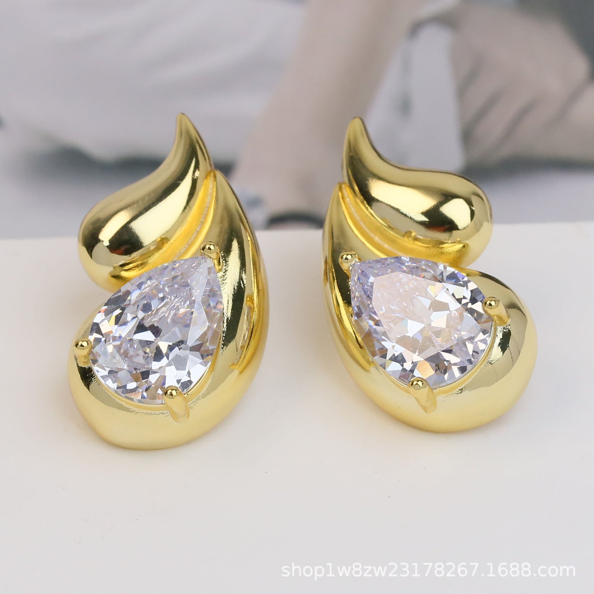 Wholesale  geometry 18K gold large zircon brass water drop earrings