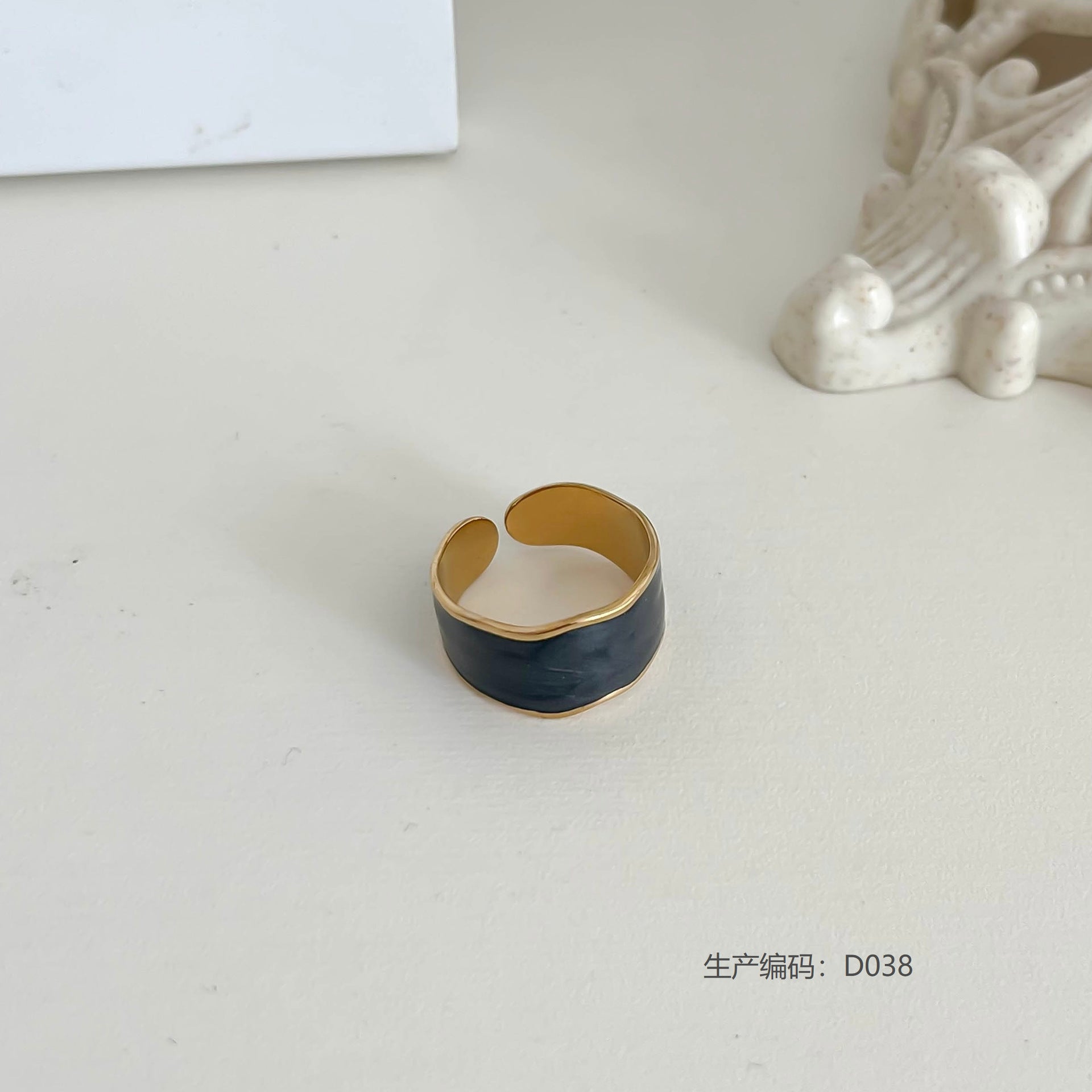 Wholesale Geometric Stainless Steel Ring,  Electroplated,  Boutique Resale Jewelry Accessory