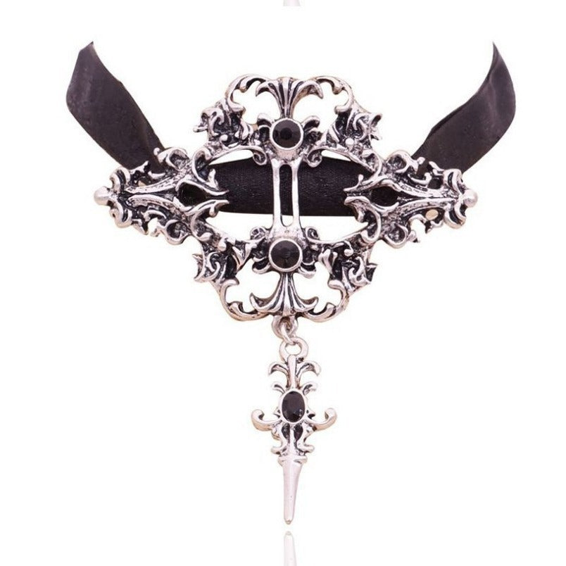 Wholesale Gothic Vampire  Bat Necklace Set with Choker and Skull Pendant,  Fashion Accessory for Costume Party