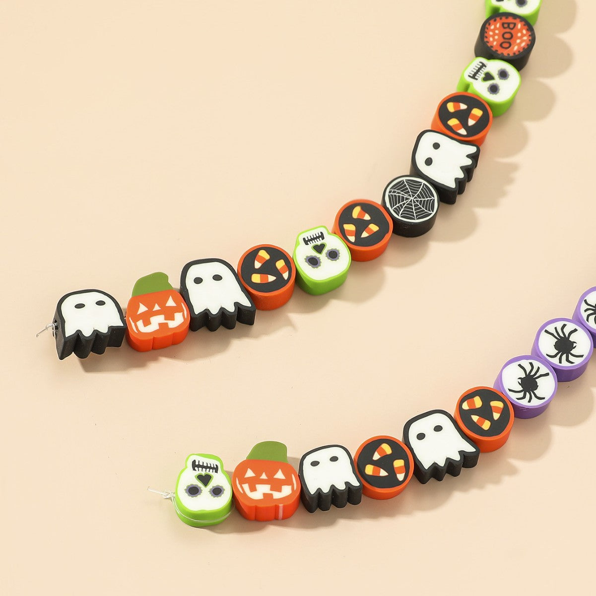 Wholesale  soft  funny expression skull loose beads