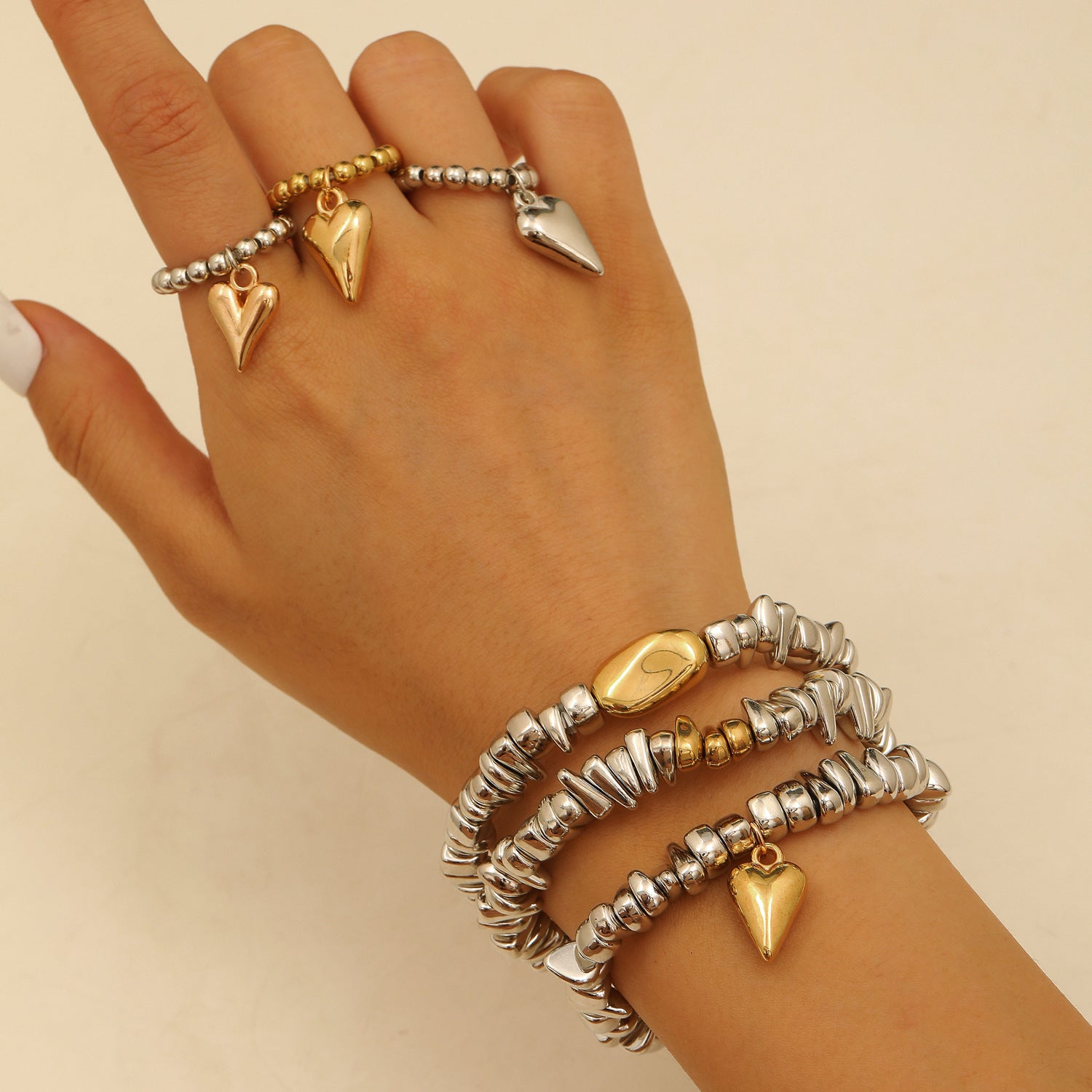 Bracciale con pendente a cuore a catena con perline irregolari retrò all'ingrosso