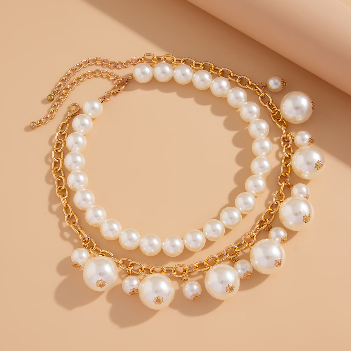 Wholesale  Light Luxury Pearl Beaded Pendant Necklace