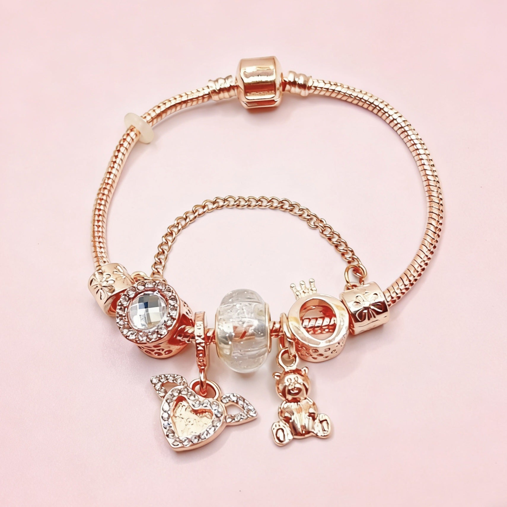 Wholesale Swan Heart Design Bracelet Gold Fashion Accessory Gift for Women