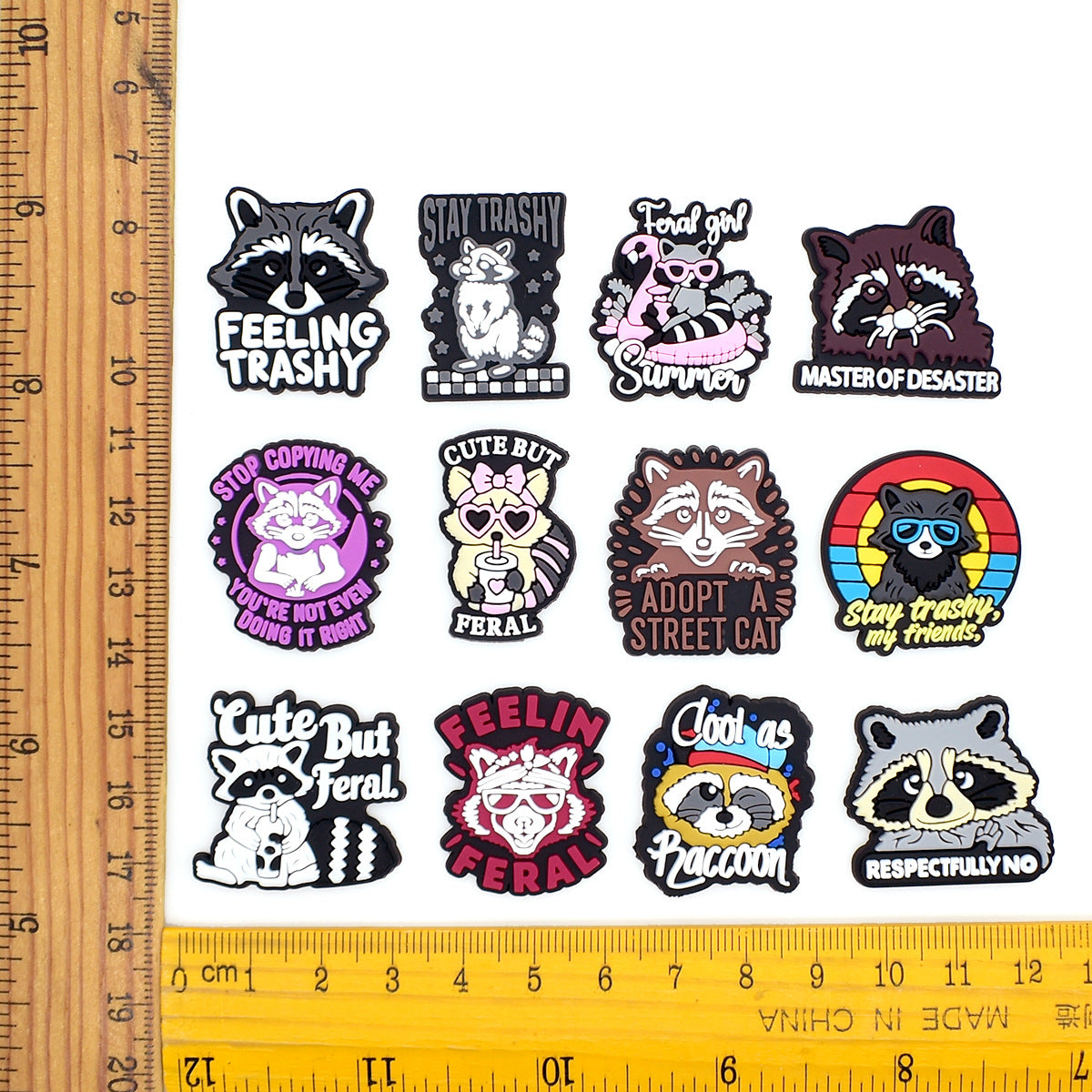 Wholesale Random 100pcs Cartoon raccoon-shaped  PVC Soft Rubber Shoe Buckle Decoration