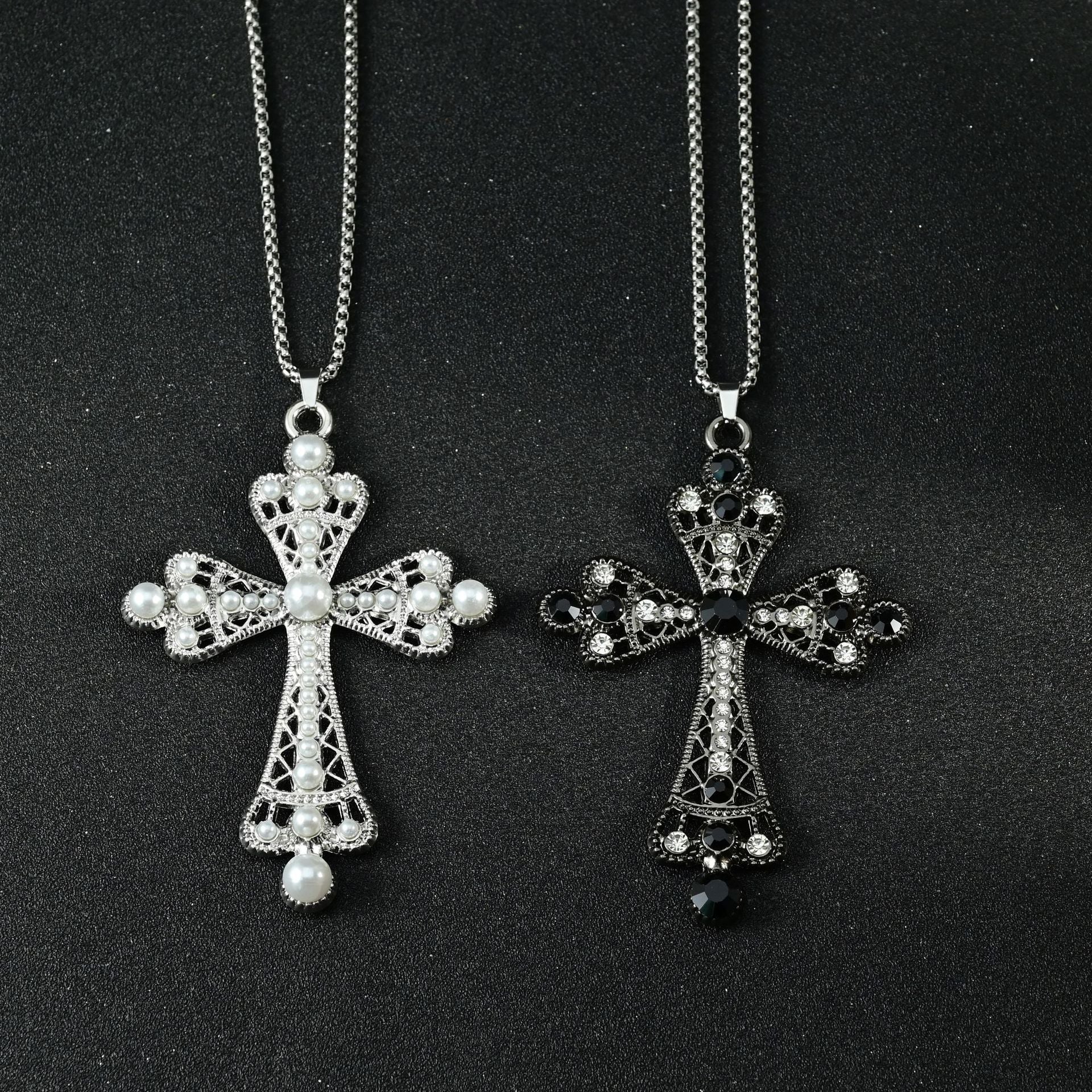 Wholesale Trendy Baroque Pearl Cross Necklace Zinc Alloy Fashion Accessory For Casual Wear Gift Boutique Resale