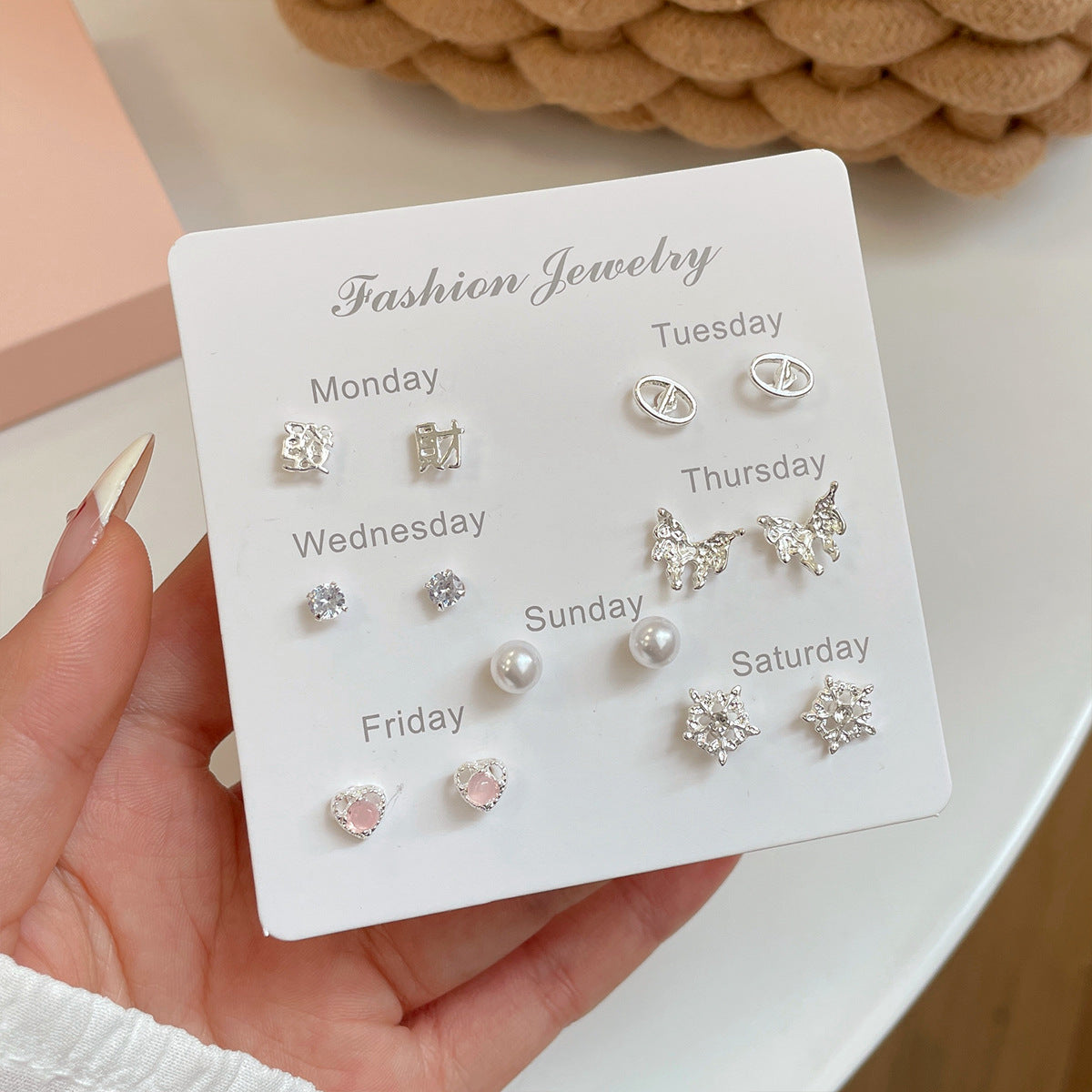 Wholesale Exquisite and Compact Mini Earring Set Silver Needle Earrings Simple Small Earrings