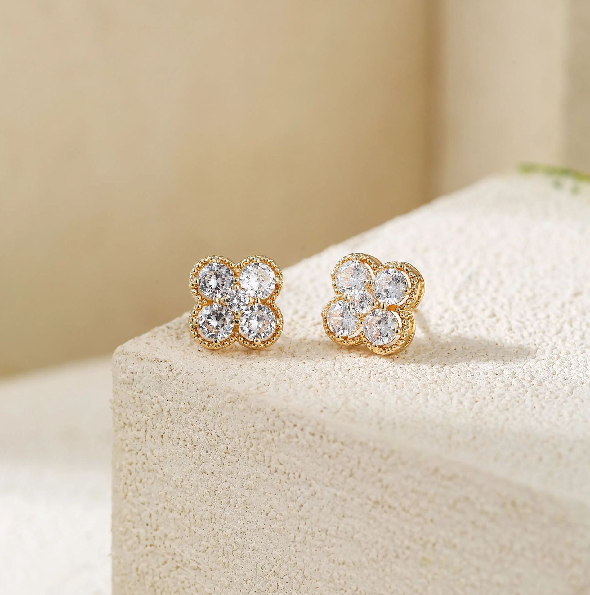Wholesale Zircon gourd earrings light luxury high-end earrings