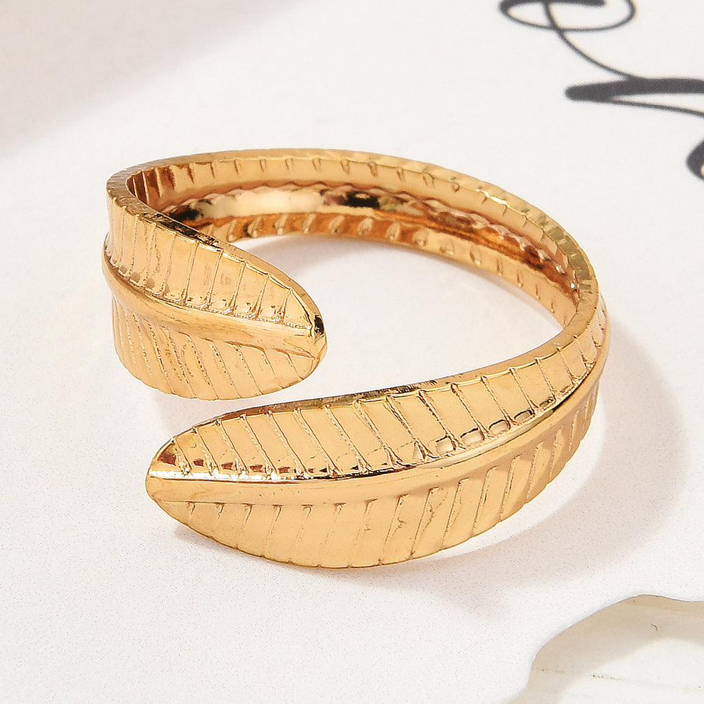 Wholesale Gold Plated Titanium Steel Geometric Eye Adjustable Ring Boutique Resale