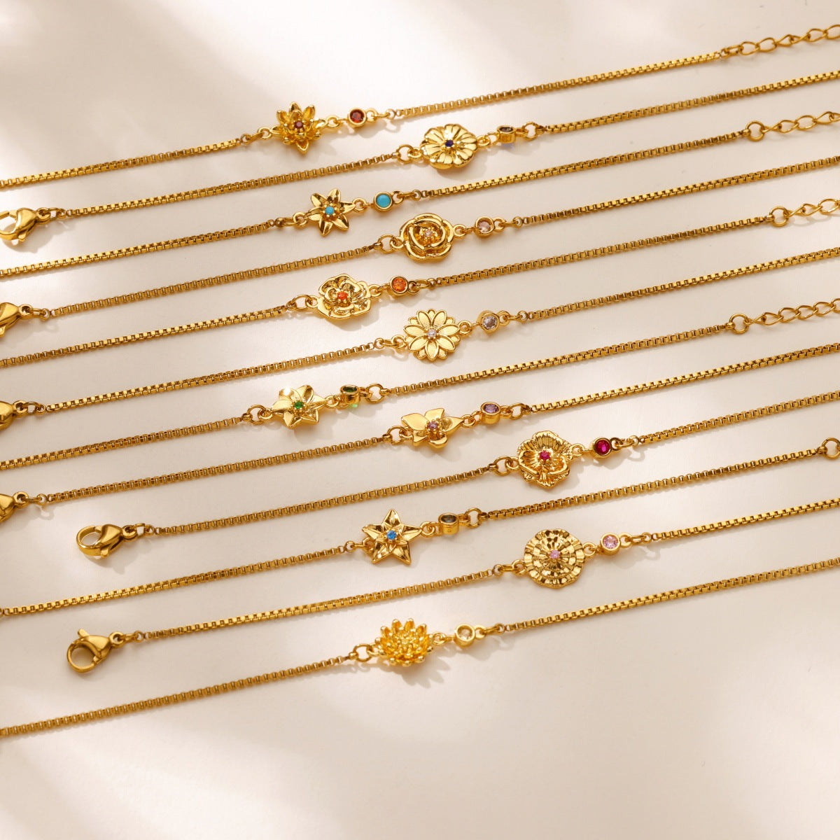 Wholesale Gold-plated December flower bracelet