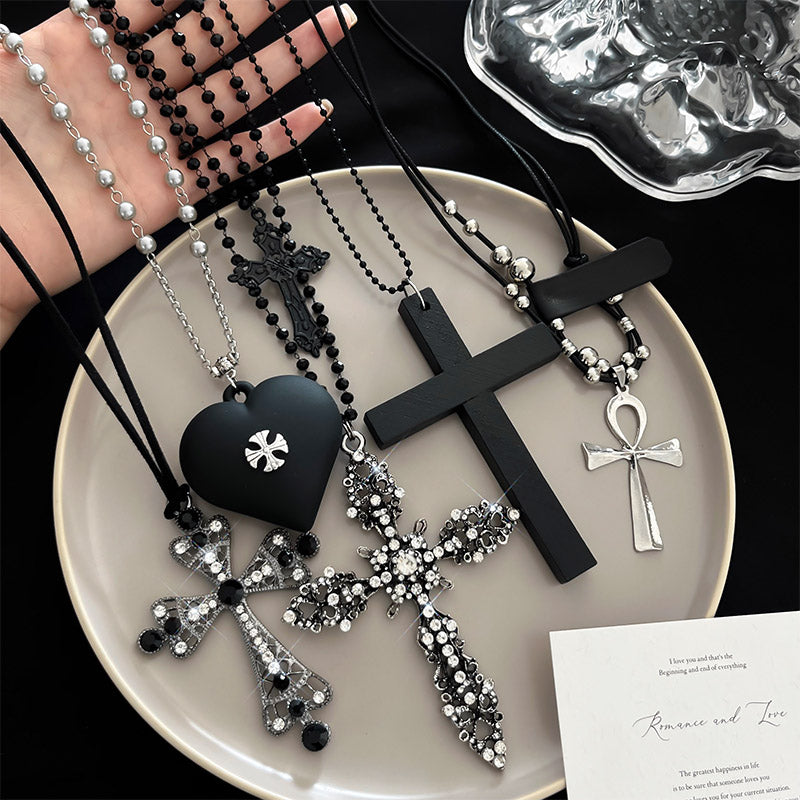 Wholesale Black Wooden Cross Pendant Necklace Edgy Subculture Layering Collarbone Chain Handmade Everyday Jewelry Accessory