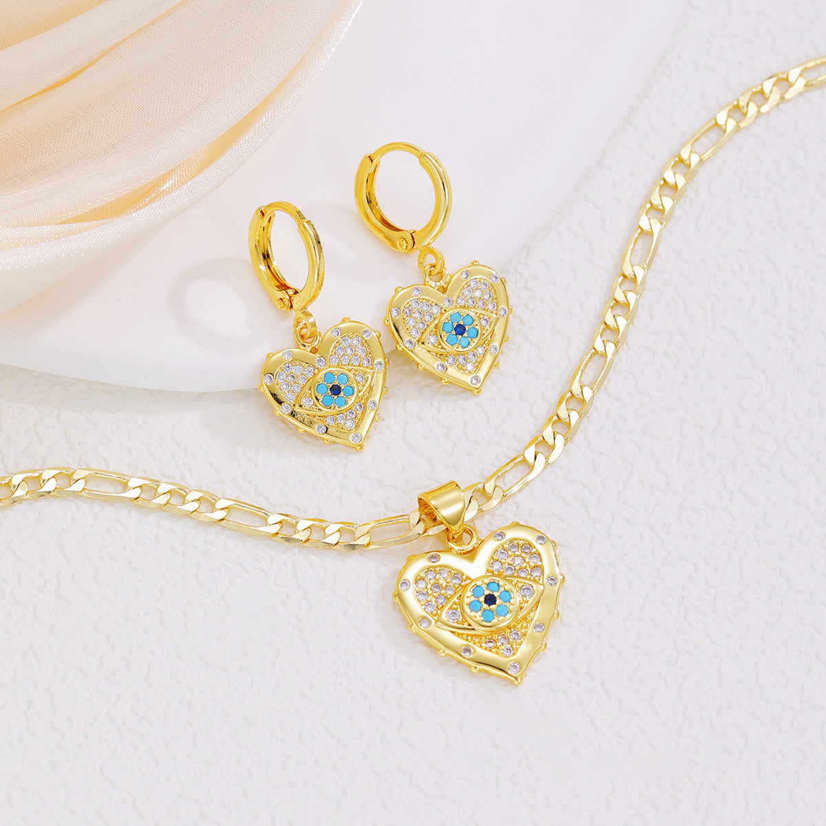 Wholesale Devil's Eye Diamond-encrusted Copper Necklace Set