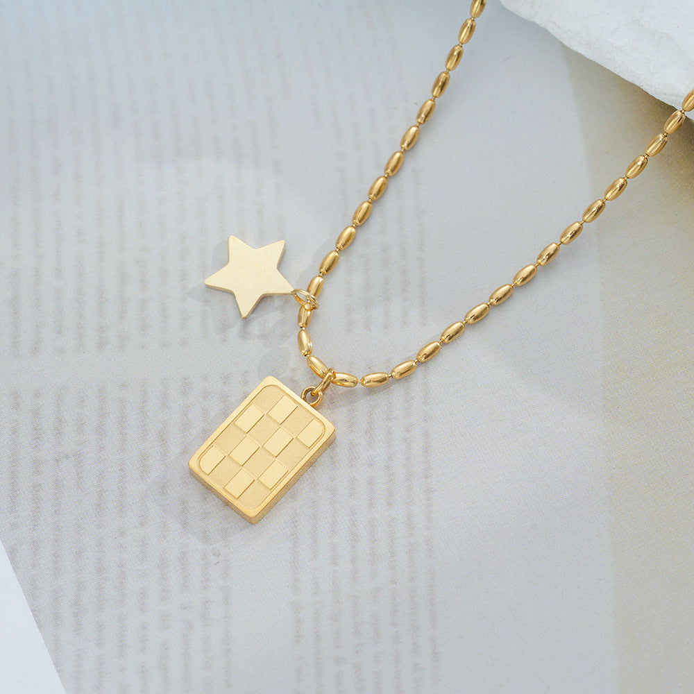 Wholesale Titanium Steel Necklace with Gold-Plated Square Checkerboard Pendant,  Summer Style Jewelry Accessory for Boutique Resale