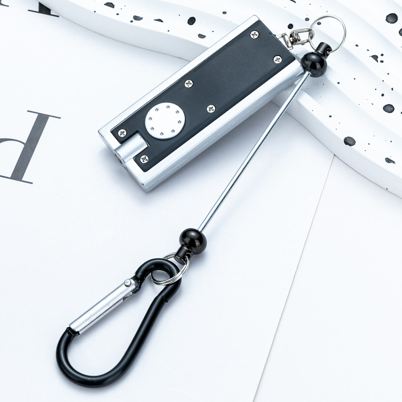 Wholesale DIY Beadable LED Mountaineering Clip Light Square Mini Flashlight Portable Flashlight Outdoor Camping Light