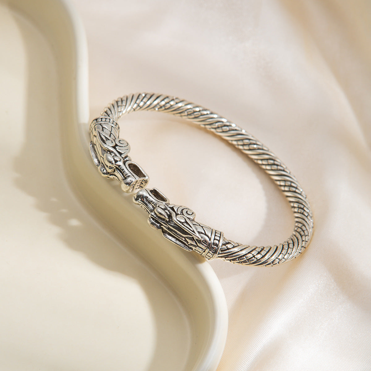Wholesale Trendy C Shape Couple Bangle Bracelet Zinc Alloy Gold Tone Colorful Zircon Jewelry Accessory