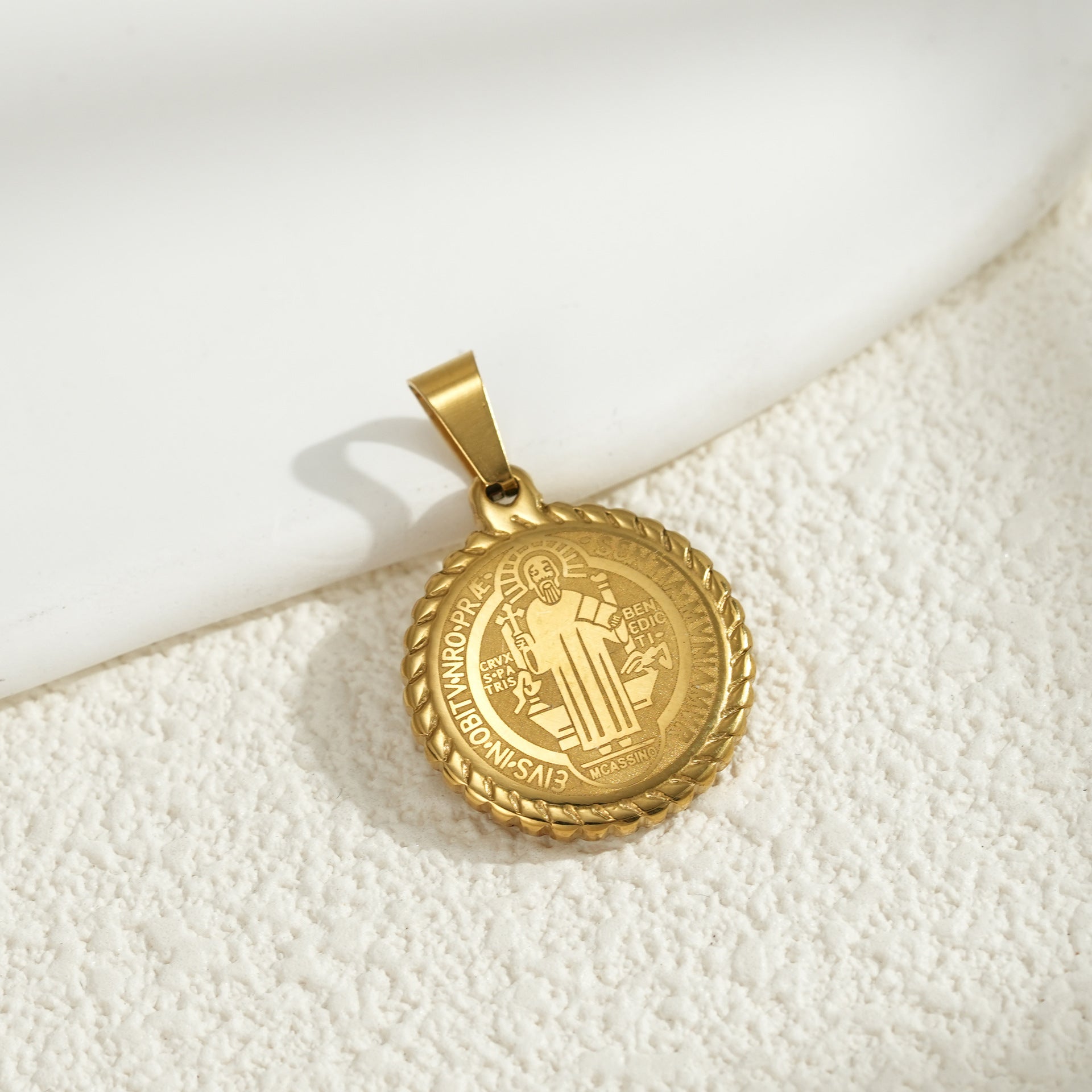 Großhandel Edelstahl Halskette plattiert 18 Karat Gold Nicht verblüffender Pulloverkette