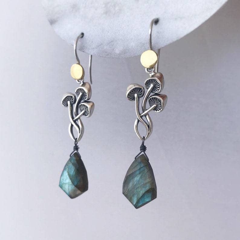 Wholesale Chic Vintage Mushroom Earrings for Women,  Alloy Jewelry Accessory Gift