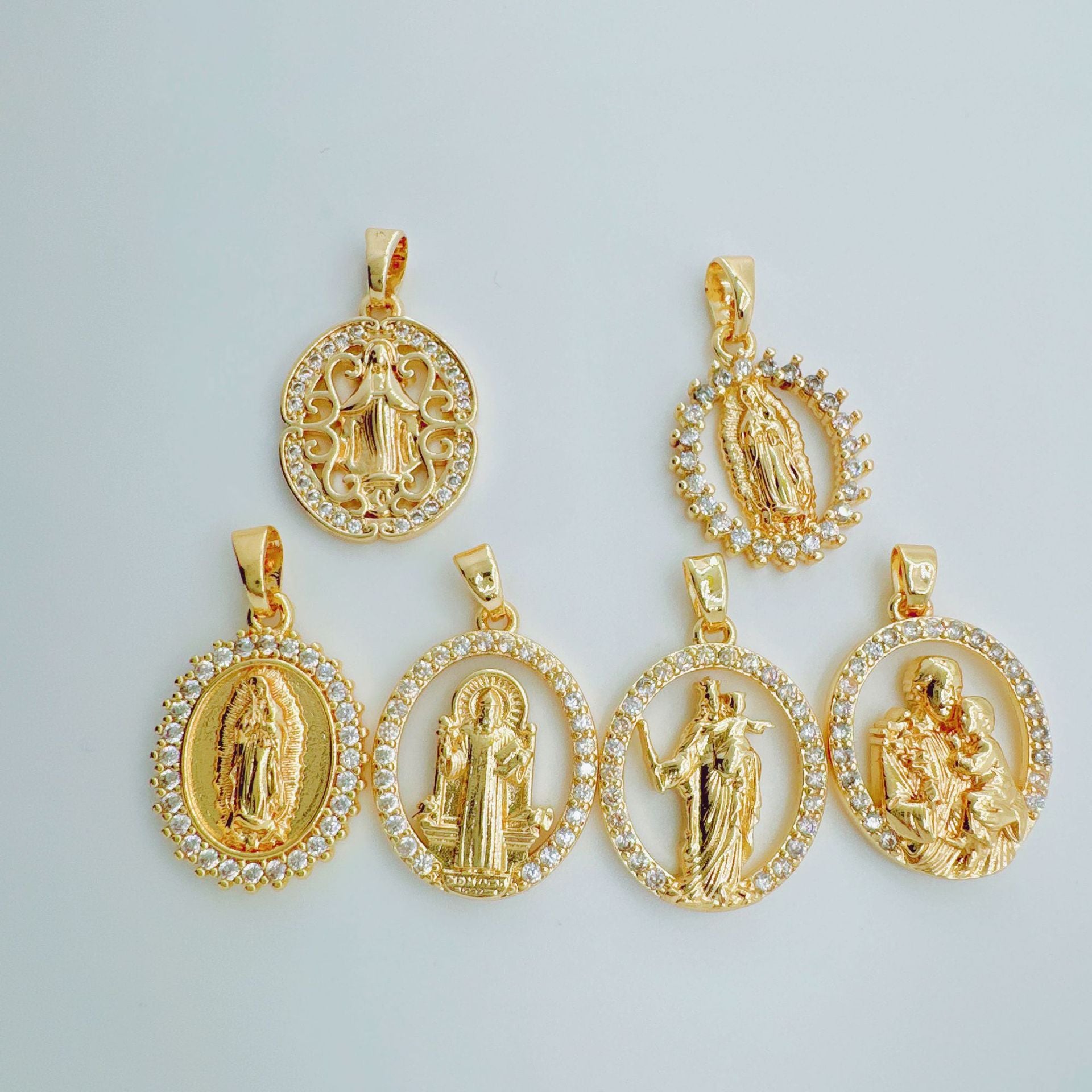 Wholesale Chic Copper Zircon Pendant Necklace Trendy Fashion Accessory Gift
