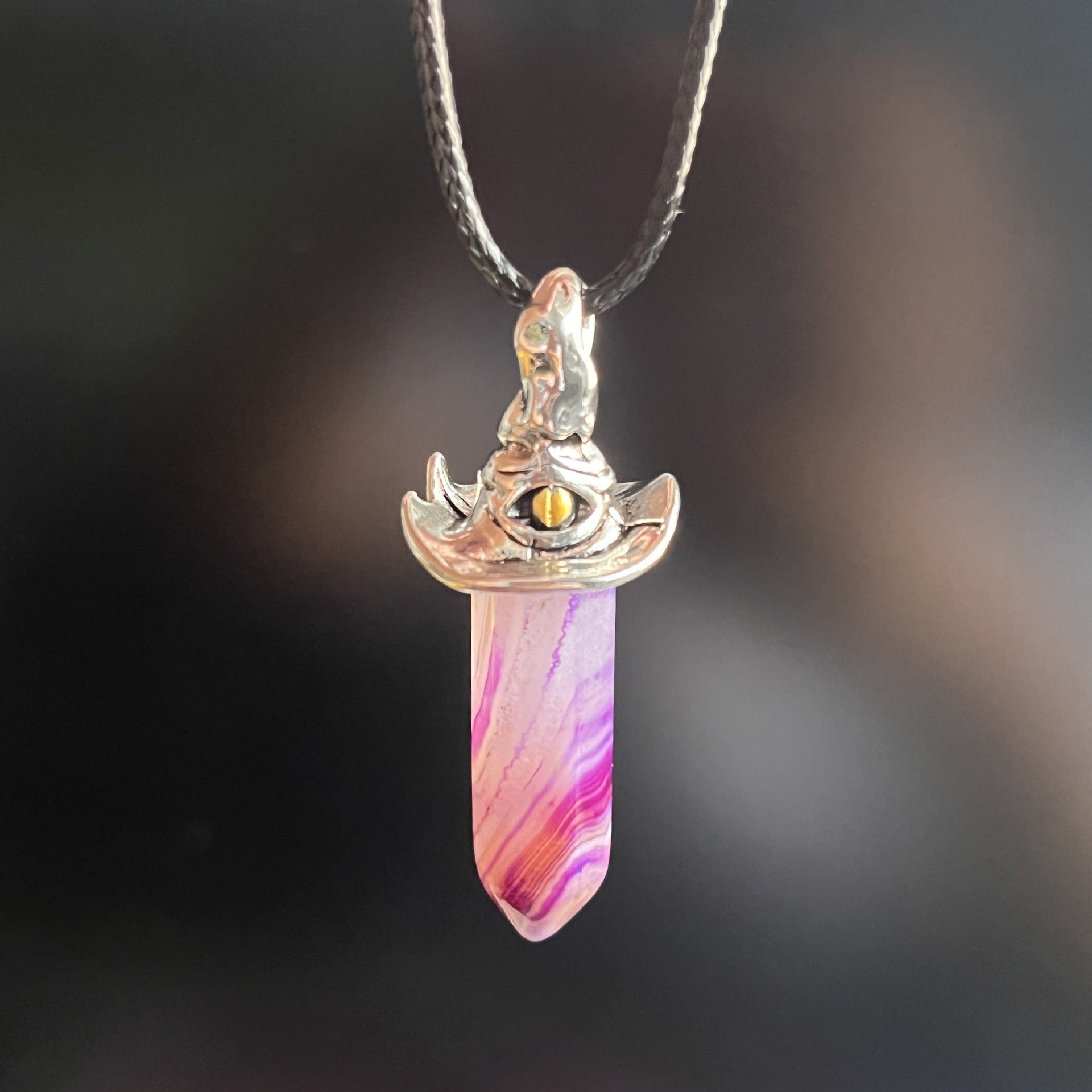 Wholesale  Retro Natural Amethyst Hexagonal Column Witch Hat Pendant Necklaces