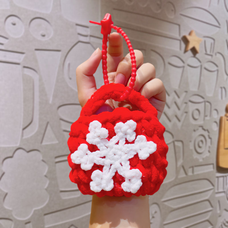 Wholesale Handmade woven bags  Christmas  keychains ACCVIP