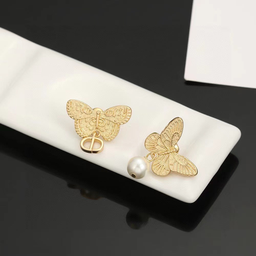 Wholesale Man-made pearl butterfly letter earrings ACCVIP