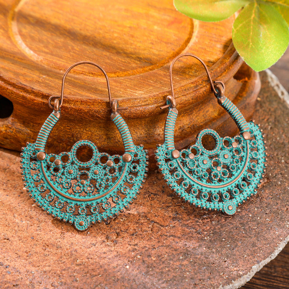 Wholesale Retro European and American Style Earrings for Women,  Bohemian Hollow Pattern Alloy Earrings,  Ethnic Holiday Style Personalized Accessories