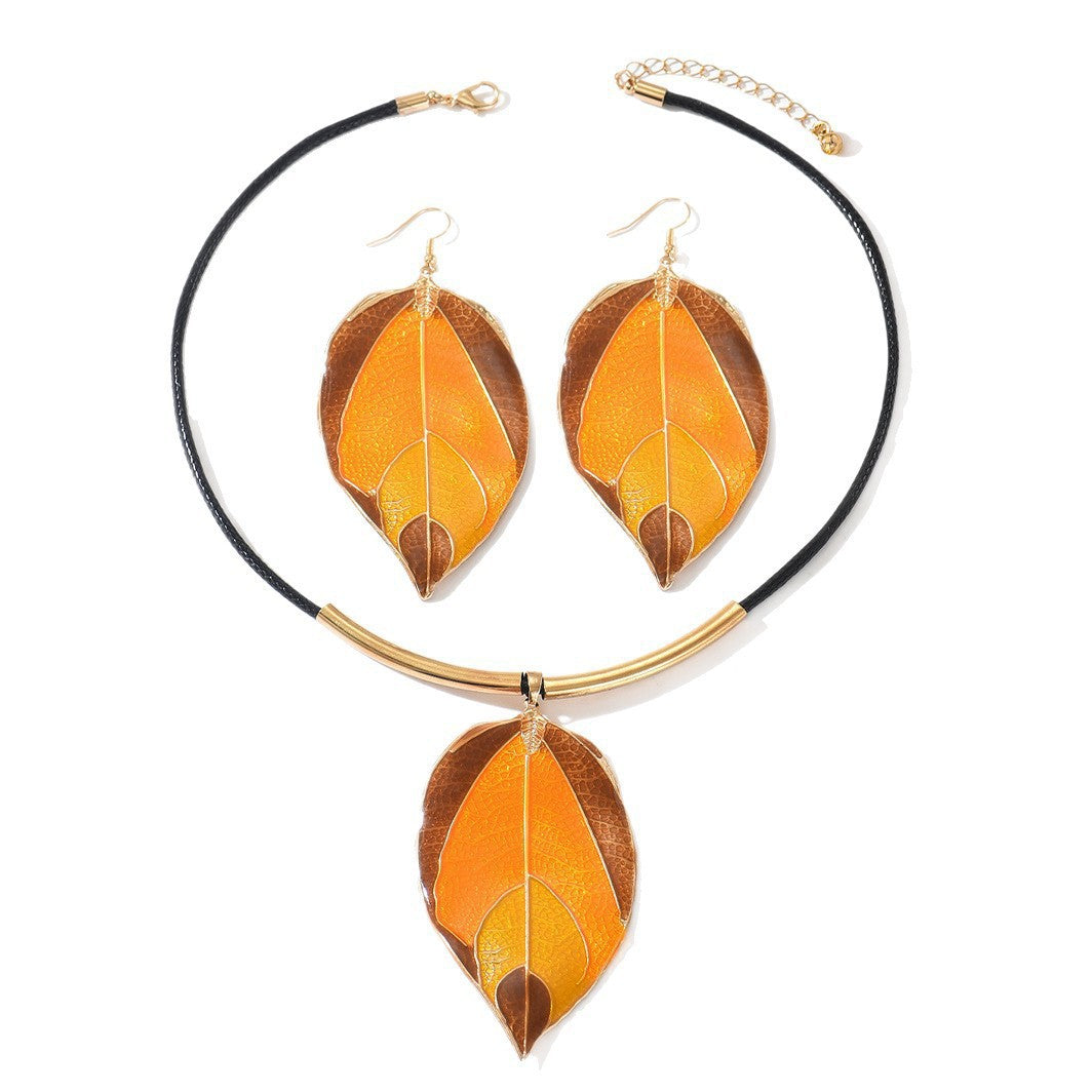 Wholesale Trendy Leaf Print Earrings and Necklace Set for Women - Old Money Style Jewelry Accessory