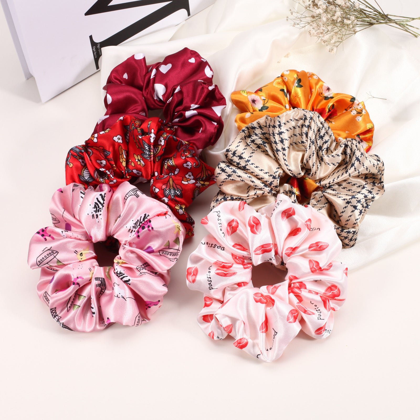 Wholesale Large Satin Hair Band Plain Color Love Lips Large Intestine Hair Band Hair Scrunchies ACC-HS-XinY002
