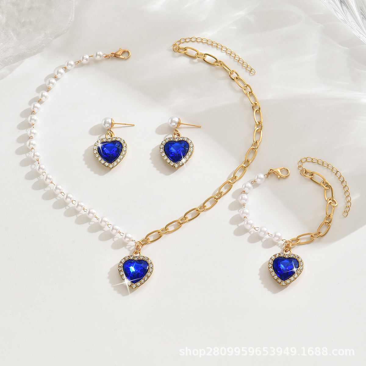 Wholesale Valentine's Day Blue Heart Pendant Pearl Necklace Earrings Bracelet Set