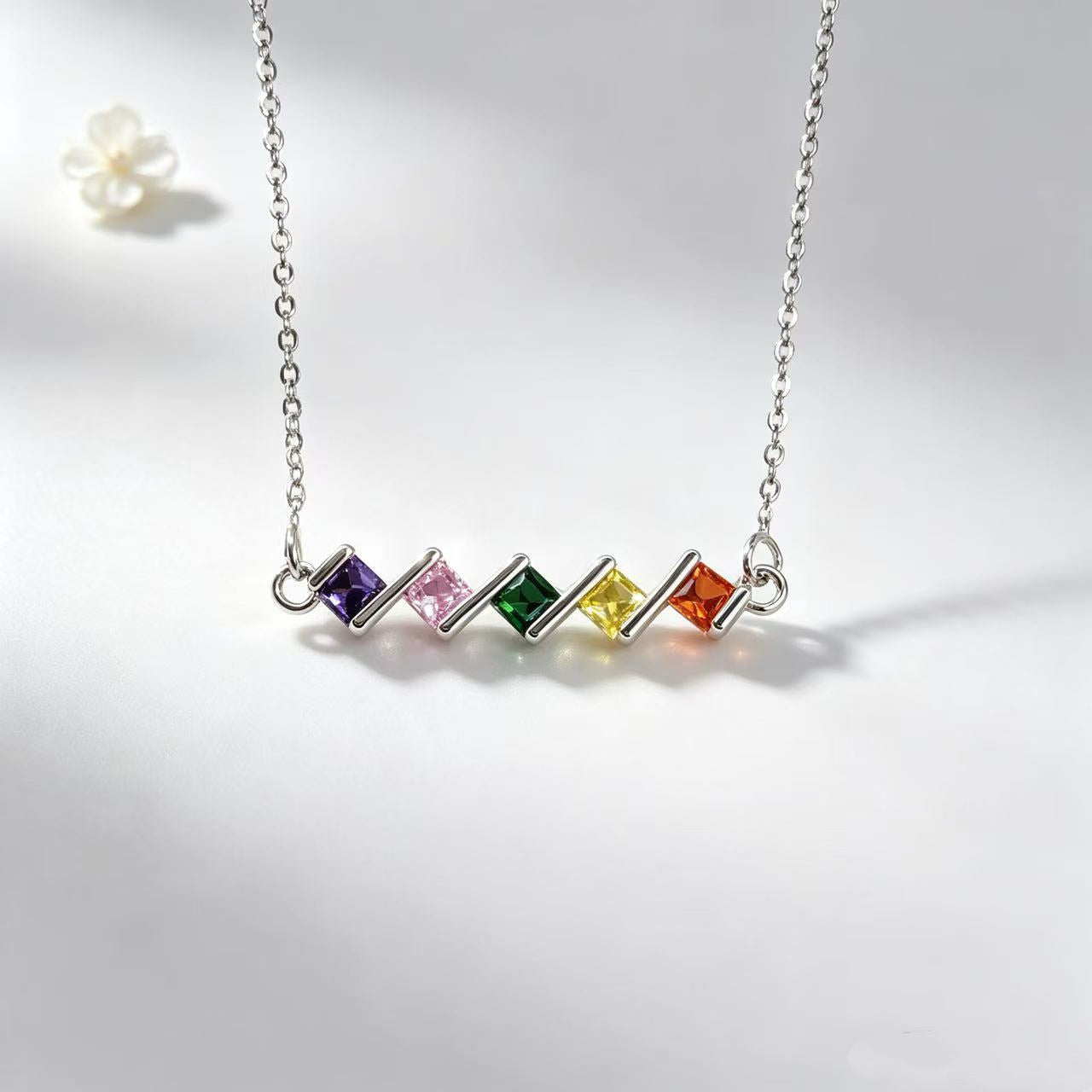 Wholesale Sweet 18K Gold Plated Brass Geometric Square Colorful Zircon Pendant Versatile Jewelry Accessory For Everyday Layering