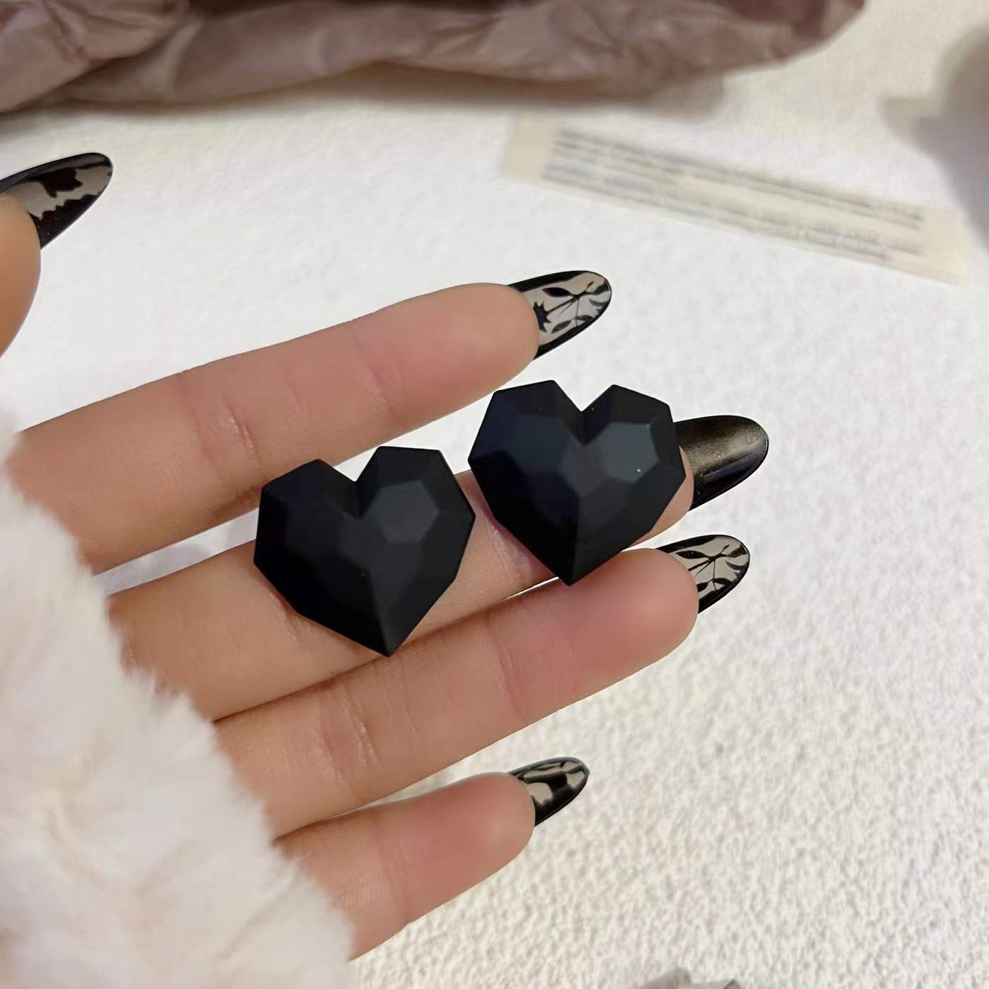 Wholesale Multi-facet Cut Love Irregular Heart-shaped Alloy Earrings ACC-ES-HM002