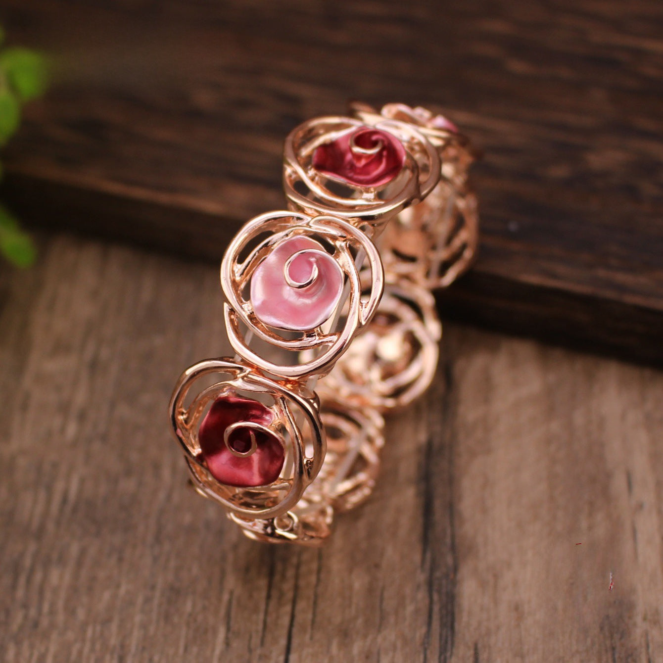 Wholesale Rose Alloy Bracelet Elastic Band  Colorful Hollow Out Rose Flower Bracelet