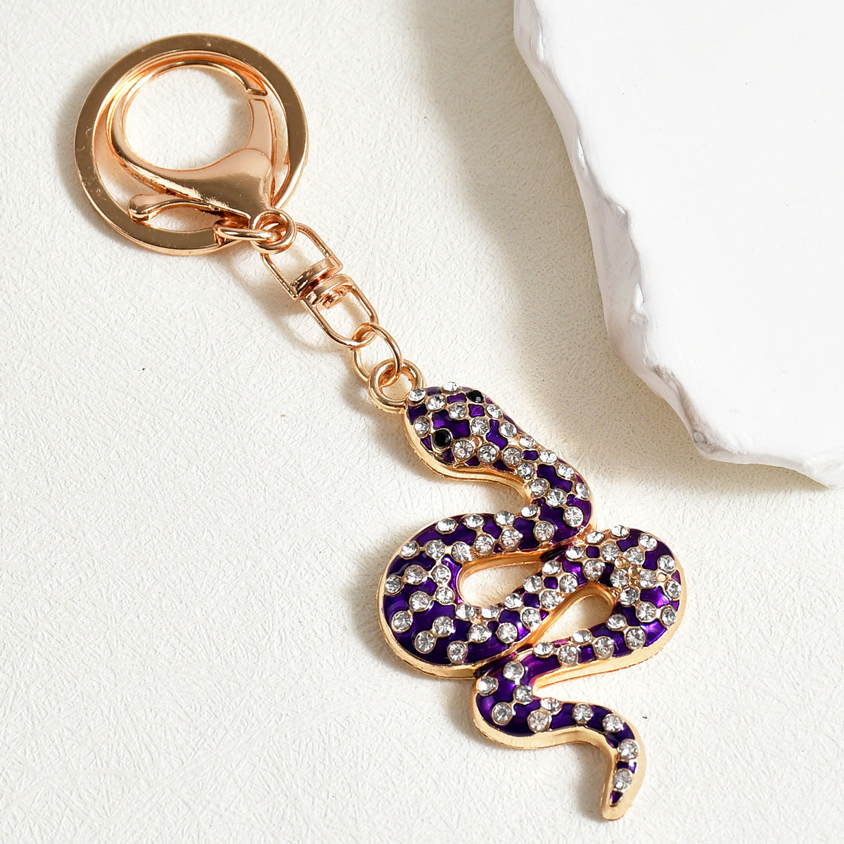 Wholesale Retro Zodiac Diamond Snake Car Pendant Creative Colorful Snake Keychain