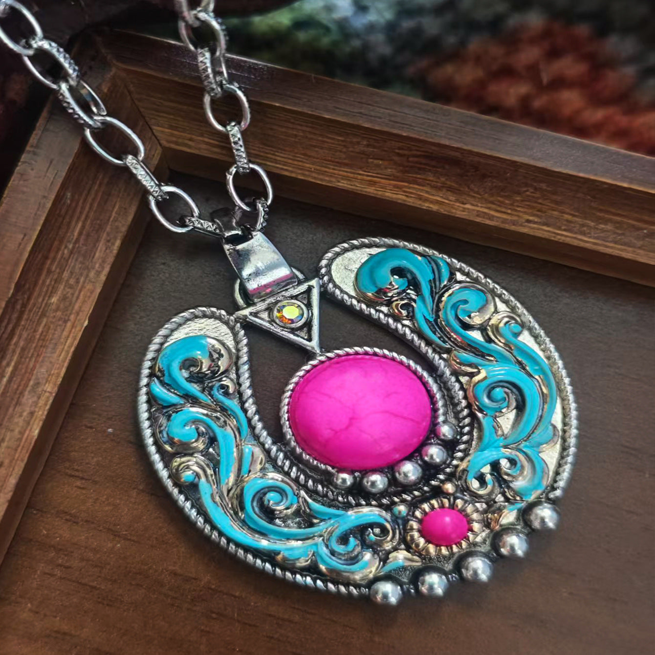 Wholesale Western-Style Exaggerated Turquoise Earrings and Necklace Set,  Zinc Alloy Electroplated Fashion Jewelry for Women