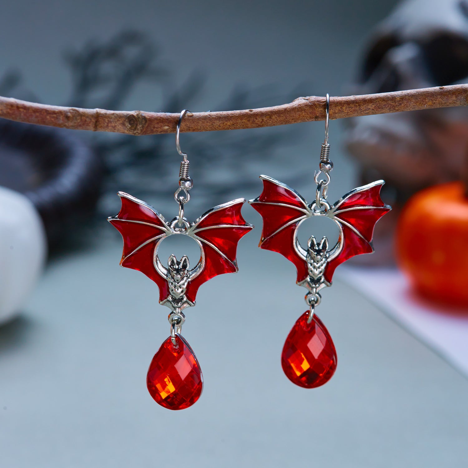 Wholesale Gothic Vampire Bat Earrings Red Black Crystal  Party Fashion Accessory
