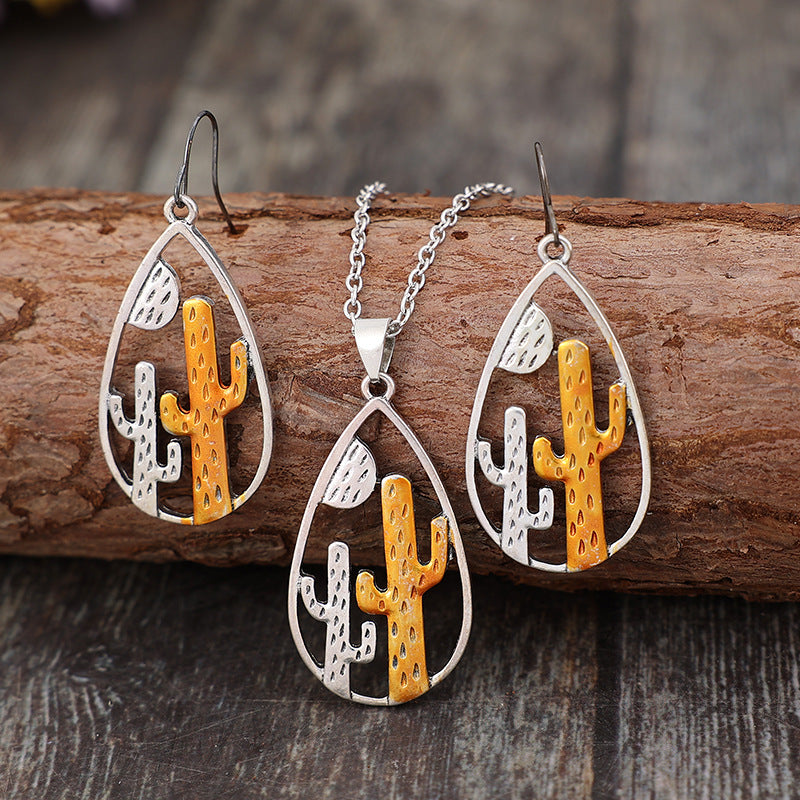 Wholesale Retro Cactus Drop Earrings and Pendant Set - Western Style Alloy Jewelry Accessory for Boutique Resale